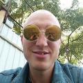 Я Ваня, 28, знакомлюсь без обязательств в Карловке