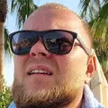 Я Денис, 34, из Нижневартовска, ищу знакомство для приятного времяпровождения