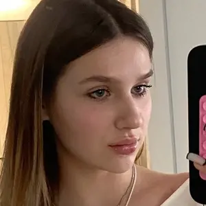 Я Катя, 20, знакомлюсь для общения в Минске