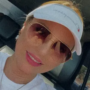 Руфина из Амстердама, мне 46, познакомлюсь для совместных путешествий