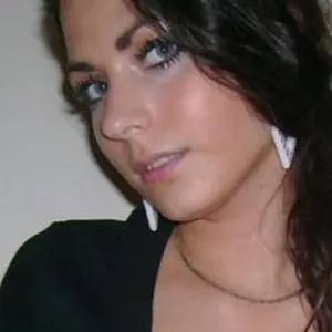 Женя из Атырау, ищу на сайте общение