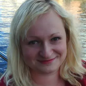 Лидия из Новограда-Волынского, ищу на сайте постоянные отношения