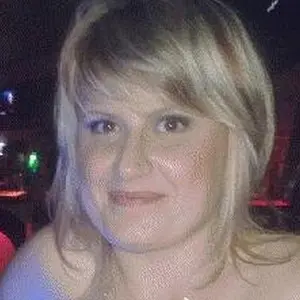 Оксана из Дрогобича, мне 25, познакомлюсь для общения