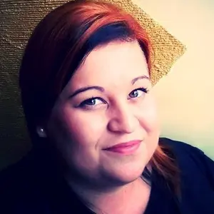 Дина из Южноуральска, ищу на сайте общение