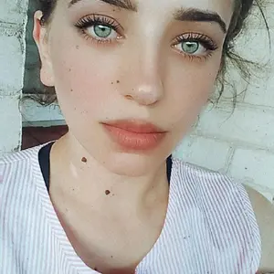 Я Arianna, 31, из Бреста, ищу знакомство для постоянных отношений