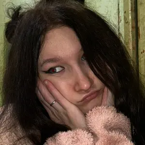 Tanya из Гатчины, ищу на сайте общение