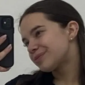 Polina из Полтавы, ищу на сайте общение