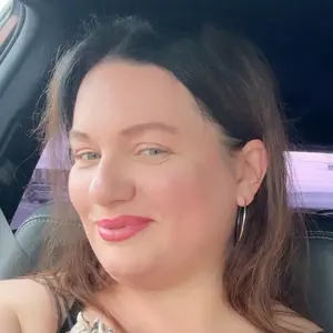 Я Elen, 40, из Петрова Вала, ищу знакомство для открытые отношения