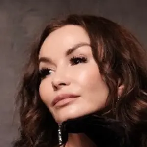 Linda из Амстердама, мне 40, познакомлюсь для постоянных отношений