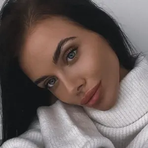 Милана из Усть-Каменогорска, ищу на сайте общение