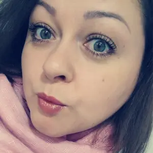 Евгения из Риги, ищу на сайте дружбу