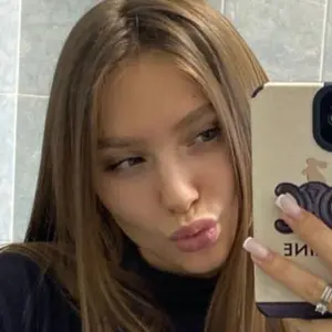 Снежанна из Берлина, мне 23, познакомлюсь для открытые отношения
