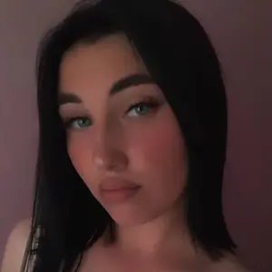 Я Vitalina, 18, из Санкт-Петербурга, ищу знакомство для постоянных отношений