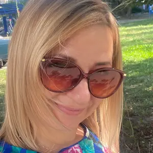 Я Madam Ada, 39, знакомлюсь для на одну ночь в Калуге