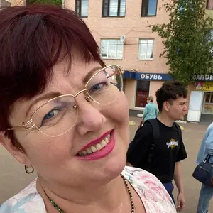 Алла из Подольска, ищу на сайте постоянные отношения
