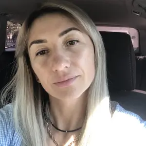 Я Света, 39, знакомлюсь для приятного времяпровождения в Кропивницком