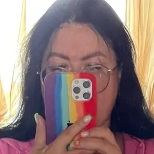 Лена из Ровно, ищу на сайте приятное времяпровождение