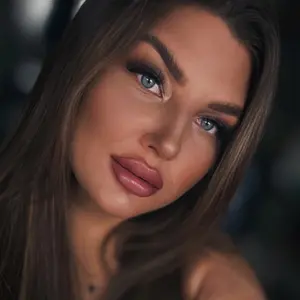 Елизавета из Архангельска, ищу на сайте виртуальный секс