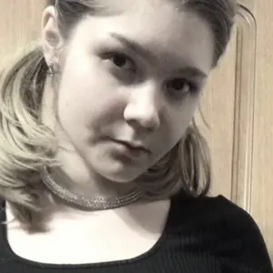 Анастасия из Смоленска, мне 18, познакомлюсь для виртуального секса