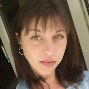 Людмила Васильевна из Каменского, мне 34, познакомлюсь для секса на одну ночь