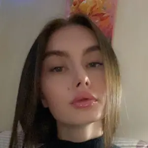 Диана из Минска, мне 23, познакомлюсь для совместных путешествий