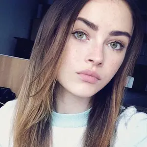 Рита из Гукова, ищу на сайте секс на одну ночь