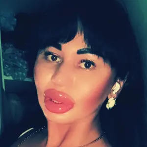 Elena из Москвы, ищу на сайте постоянные отношения
