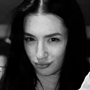 Я Анна, 21, знакомлюсь для приятного времяпровождения в Славянске