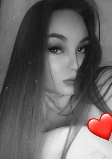 Лиза з Вінниця, шукаю на сайті приємне проведення часу