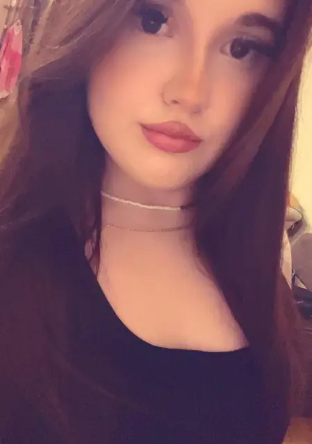 Елизавета из Донецка, мне 18, познакомлюсь для вирта