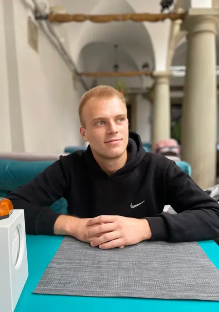 Roman з Лубни, шукаю на сайті приємне проведення часу