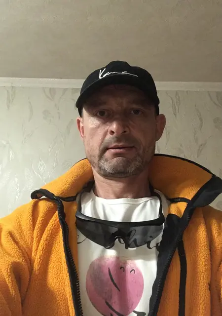 Алексей из Синельникова, мне 49, познакомлюсь для дружбы