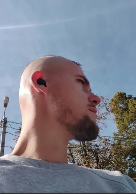 Я Сергей, 28, из Краснограда, ищу знакомства на одну ночь