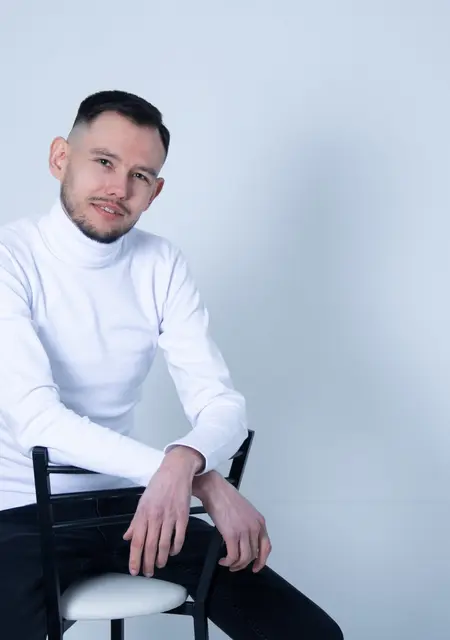 Алекс з Першотравенськ, шукаю на сайті приємне проведення часу