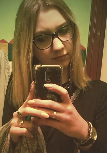 Инга из Korostychev, мне 21, познакомлюсь для дружбы