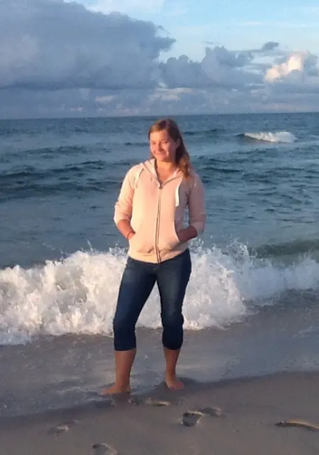 Виктория з Луганська, мені 19 років, познайомлюсь для дружби