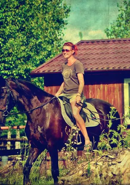 Лариса из Славуты, мне 27, познакомлюсь для вирта