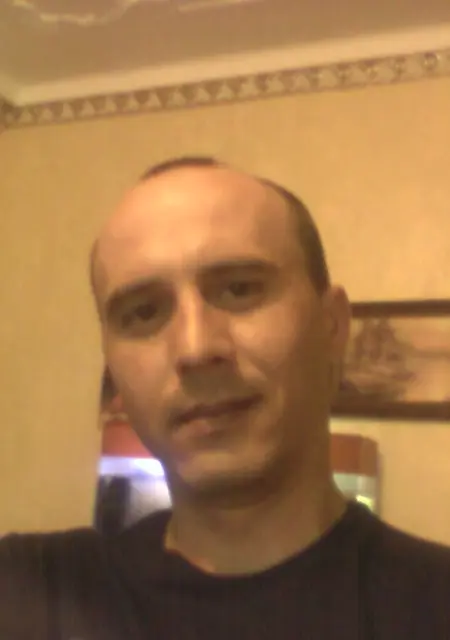 Ruslan з Боярки, мені 43 років, познайомлюсь на одну ніч