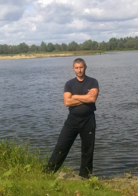 Я Igor, 58, из Монастырища, ищу знакомства без обязательств