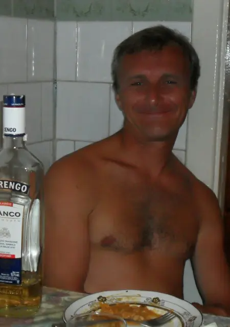 Полковник из Кременца, ищу на сайте знакомства на одну ночь