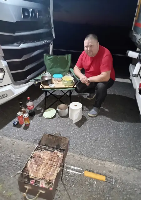 Я Homjak, 38, из Бобруйска, ищу знакомства без обязательств