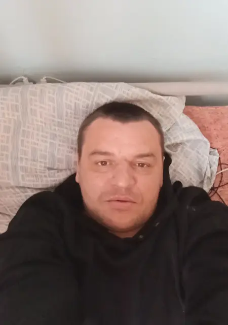 Я Romalenov, 42, из Макеевки, ищу знакомство для открытые отношения