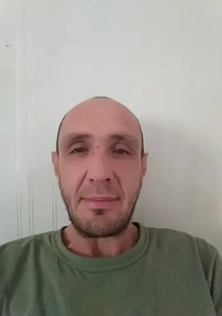 Александр из Яготина, мне 41, познакомлюсь без обязательств