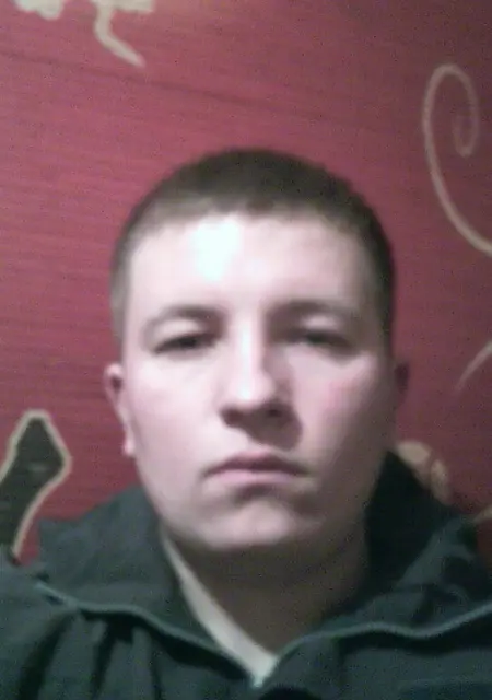 Kirill з Старобільськ, мені 34 років, познайомлюсь на одну ніч