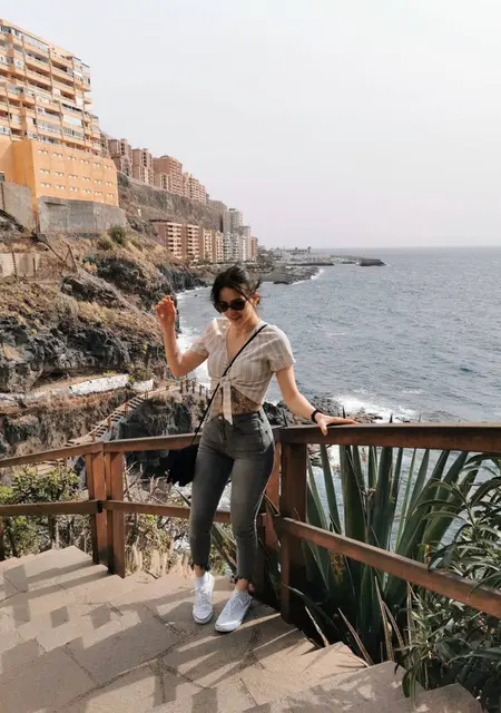 Я Юля, 25 років з Коростень, шукаю знайомства на одну ніч