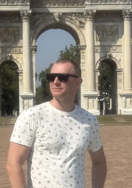 Я Андрей, 28, из Франкфурта-на-майне, ищу знакомство для постоянных отношений