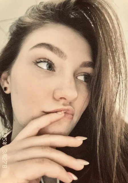 Katelina из Белой Церкви, мне 25, познакомлюсь без обязательств