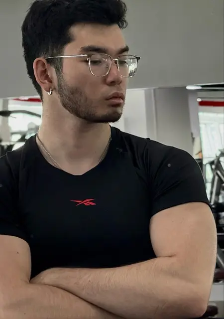 Я Алан, 23, из Астаны, ищу знакомства без обязательств