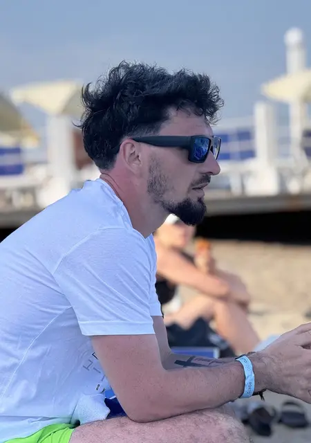 Дмитро из Полтавы, мне 27, познакомлюсь для приятного времяпровождения