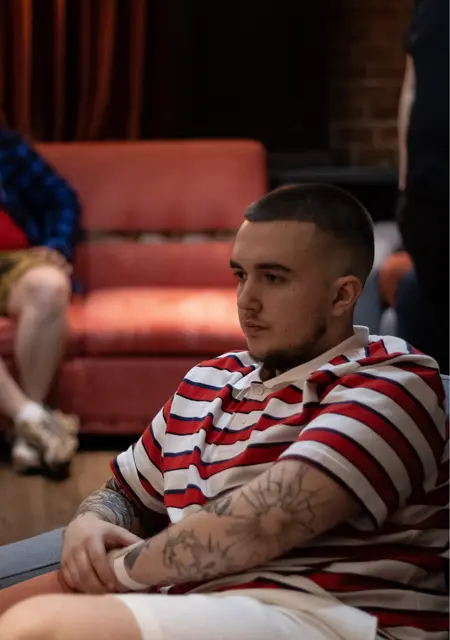 Толя з Львова, мені 21 років, познайомлюсь без зобов'язань